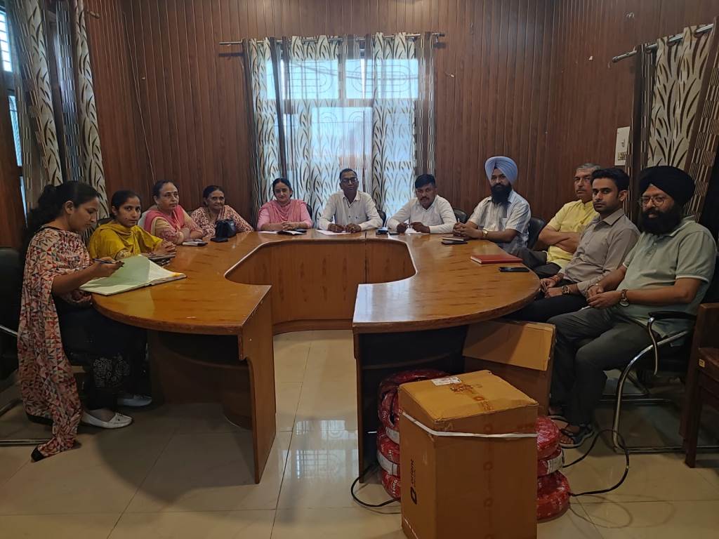 Santoshgarh Municipal Councils First Monthly Meeting Concludes Emphasis on Expediting the Sewerage System